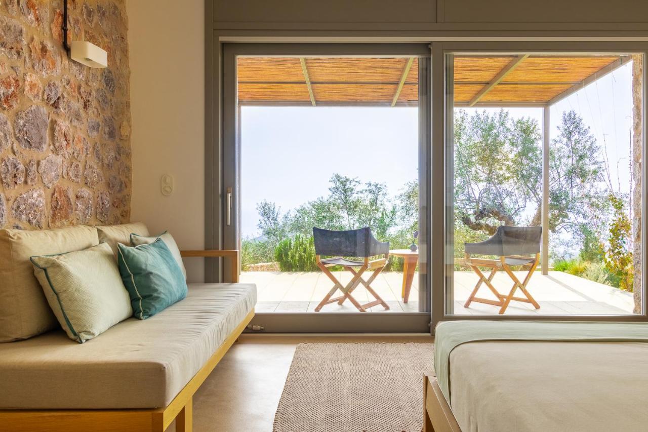 Zen Rocks Resort Kalianeika エクステリア 写真