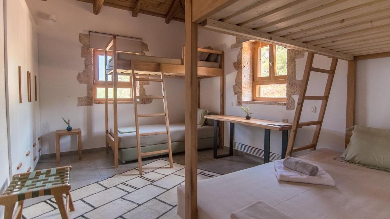Zen Rocks Resort Kalianeika エクステリア 写真