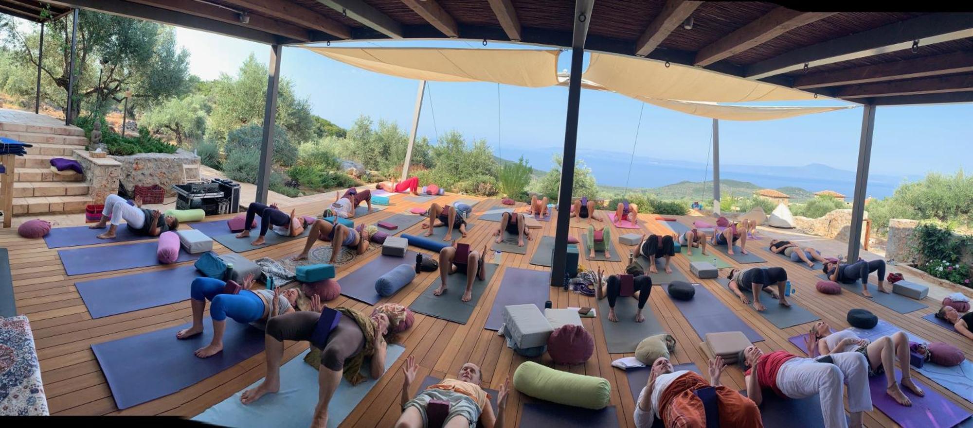 Zen Rocks Resort Kalianeika エクステリア 写真