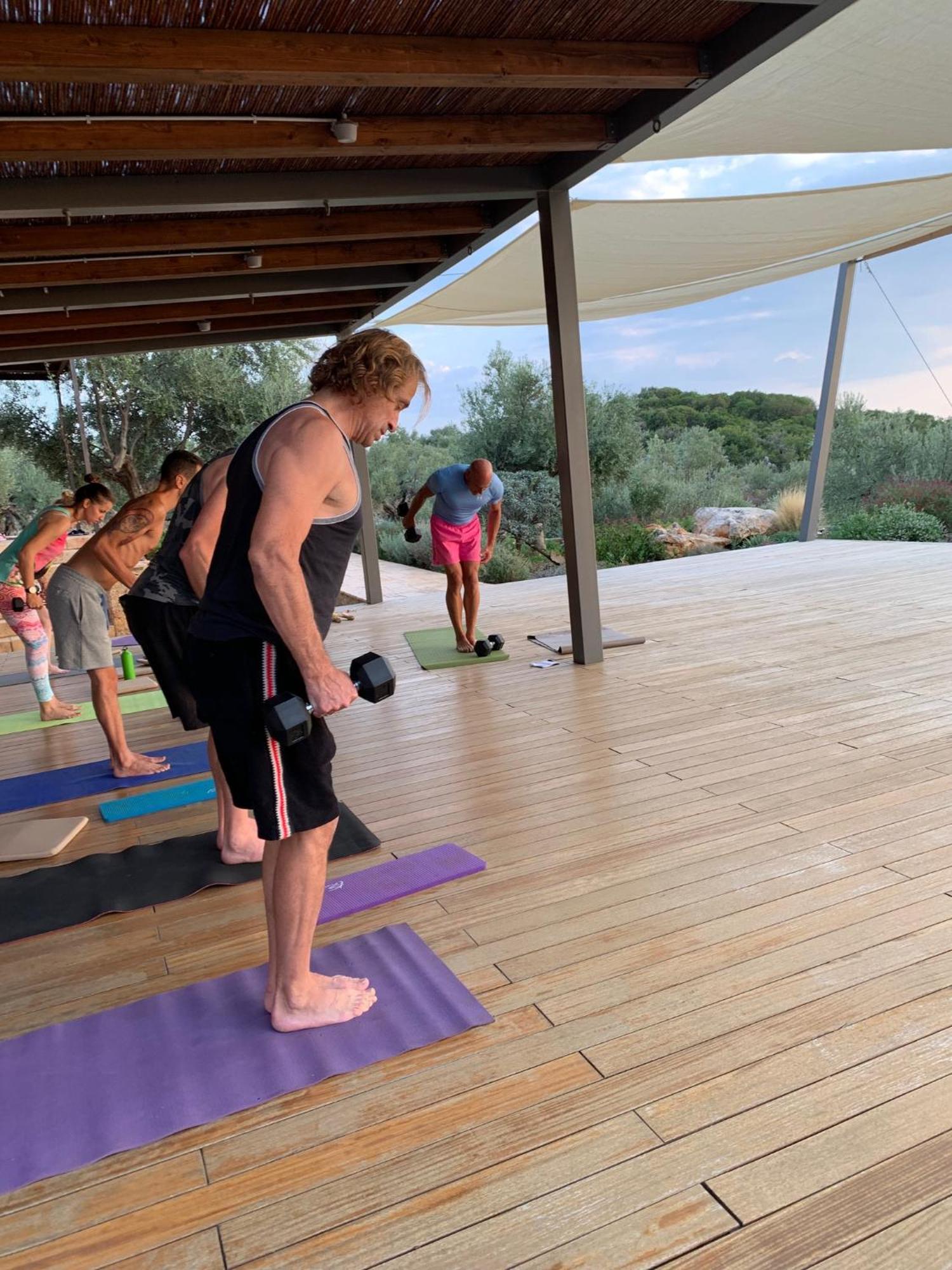 Zen Rocks Resort Kalianeika エクステリア 写真